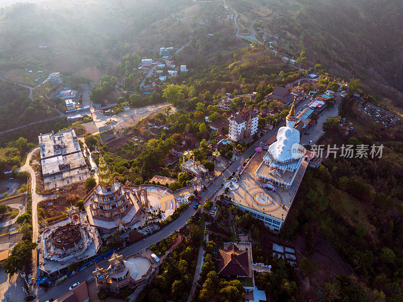 Wat Phra That Pha Son Kaew，泰国碧差汶省Khao Kho区